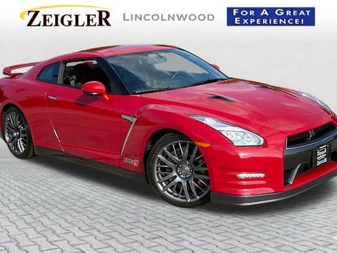 Used 2016 Nissan GT-R Premium AWD/4WD image 4