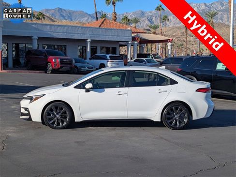 Used 2023 Toyota Corolla Hybrid Sedan image 3