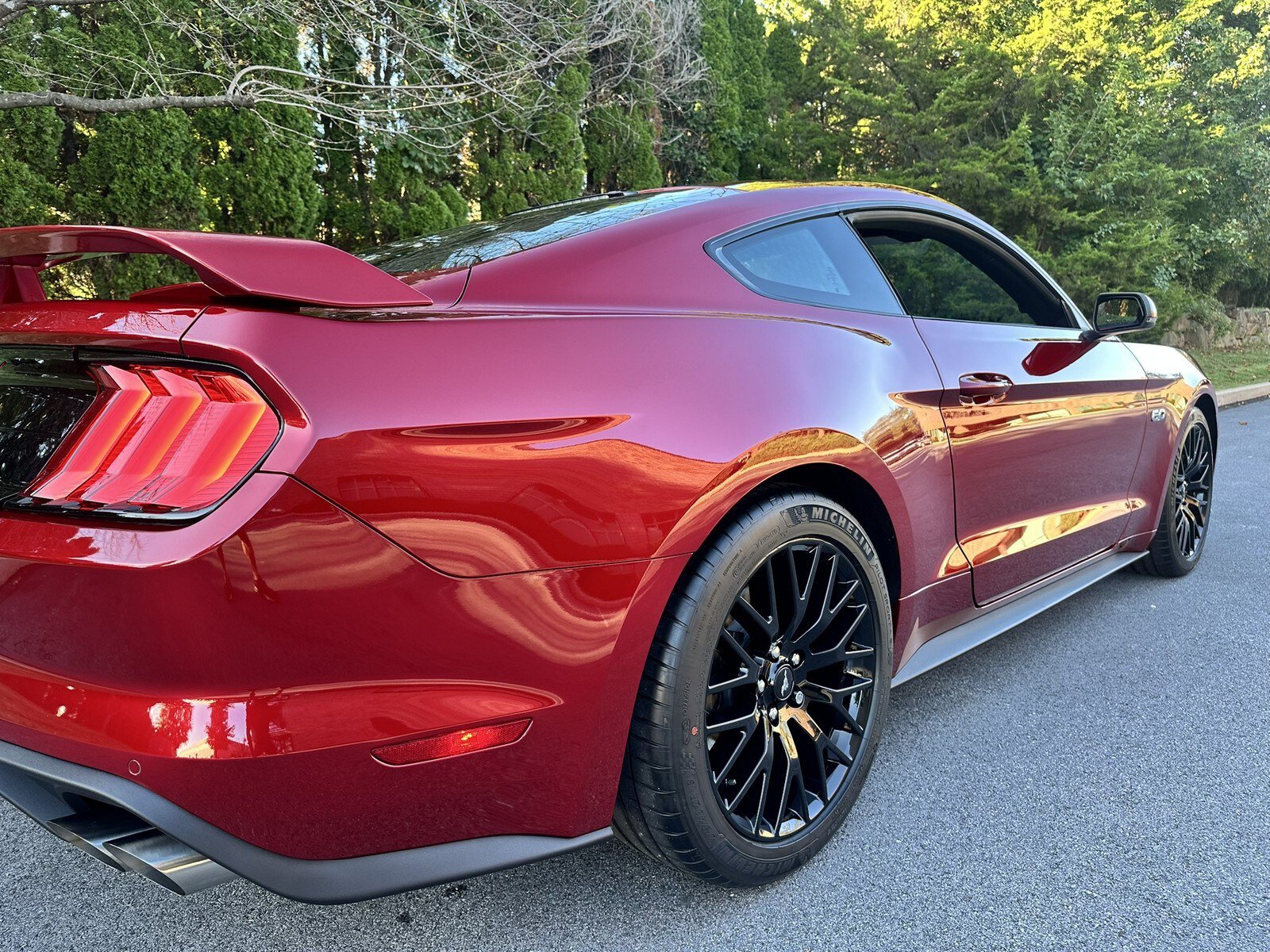 Used 2019 Ford Mustang GT Premium w/ GT Performance Package RWD image 48
