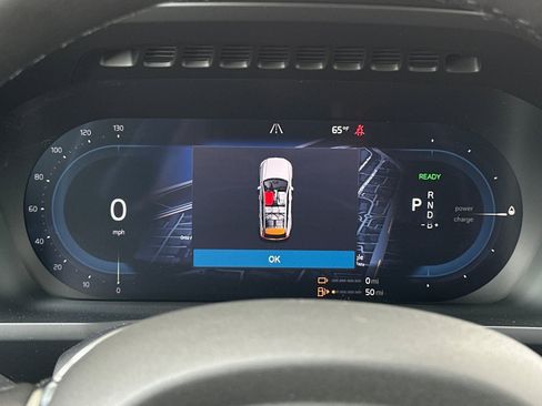 New 2025 Volvo XC90 T8 Plus w/ Protection Package Premier image 24