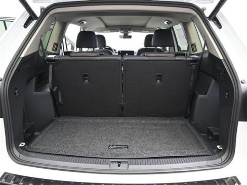 New 2026 Volkswagen Atlas Peak Edition image 12
