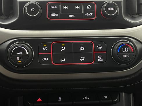 Used 2015 GMC Canyon SLT AWD/4WD image 25