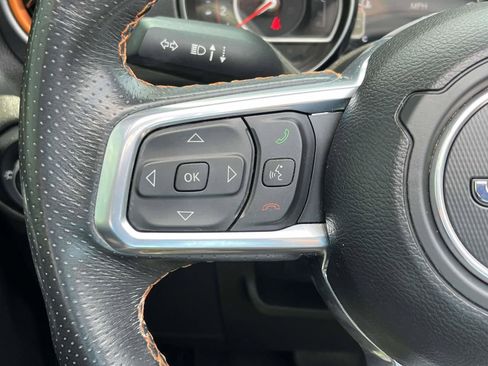 Used 2021 Jeep Gladiator Mojave AWD/4WD image 21