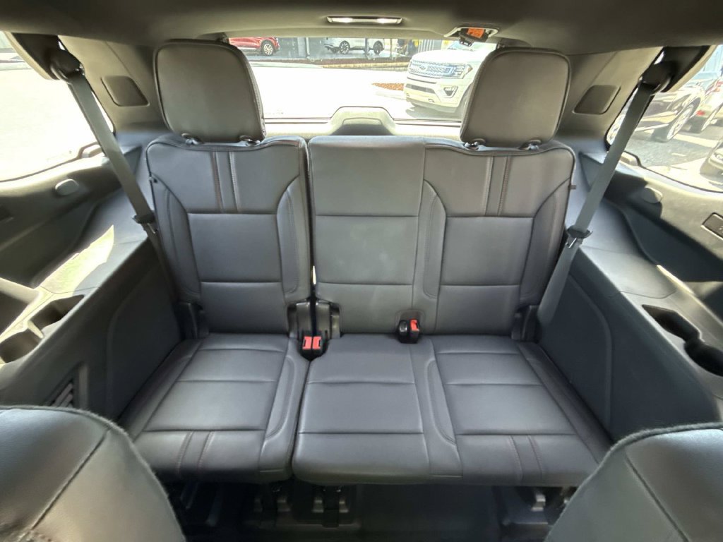 Used 2024 Chevrolet Tahoe RST w/ Luxury Package AWD/4WD image 18