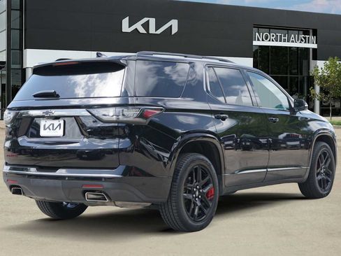 Used 2020 Chevrolet Traverse Premier w/ Redline Edition FWD image 5