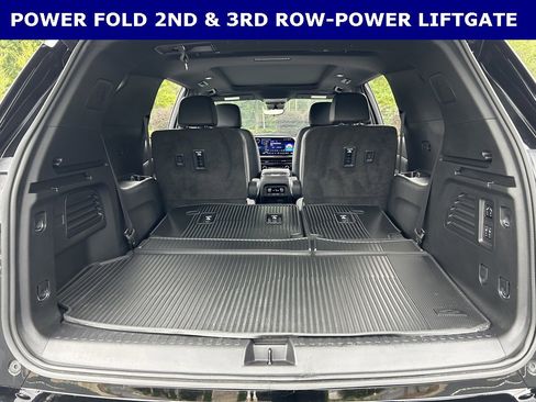 Used 2024 Chevrolet Traverse RS w/ LPO, Floor Liner Package image 18