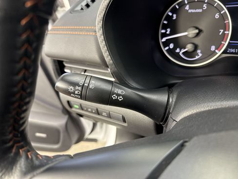 Used 2023 Nissan Sentra SR w/ SR Premium Package FWD image 16