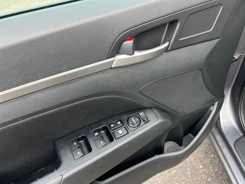 Used 2020 Hyundai Elantra SEL w/ Cargo Package (C1) FWD image 30