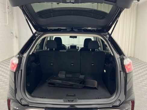 Used 2022 Ford Edge SE w/ Black Appearance Package image 17