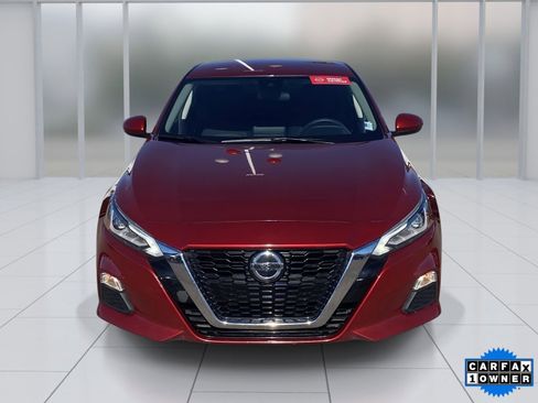 Certified 2022 Nissan Altima 2.5 SV image 9