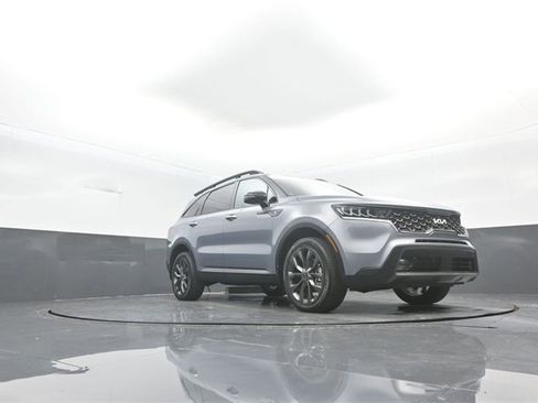 Used 2023 Kia Sorento X-Line EX image 26