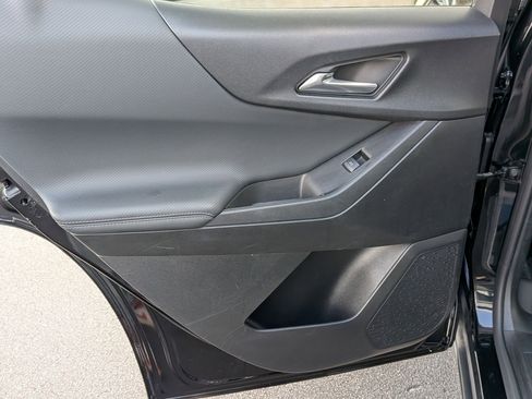 Used 2025 Chevrolet Equinox LT image 26