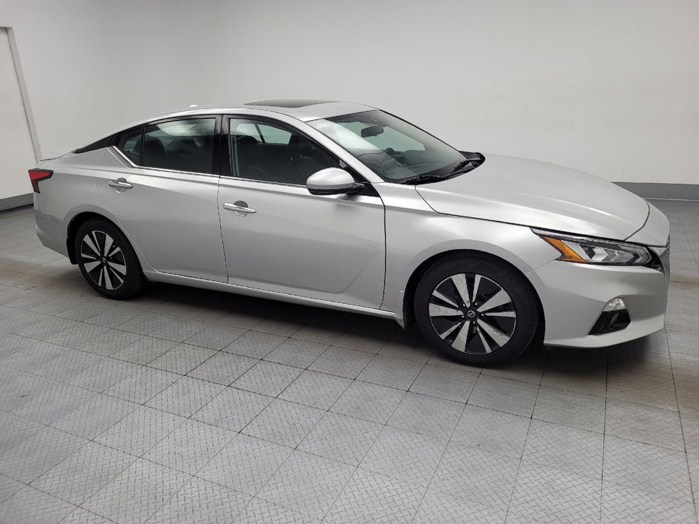 Used 2022 Nissan Altima 2.5 SL FWD image 11