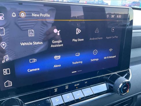 Used 2023 Chevrolet Colorado Trail Boss w/ Technology Package image 30