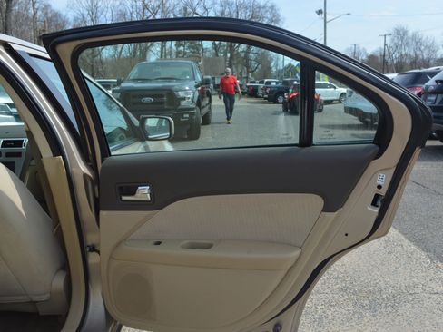 Used 2006 Mercury Milan image 22