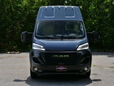Used 2024 RAM ProMaster 3500 FWD image 4