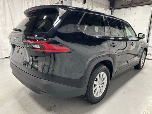 Used 2025 Toyota Grand Highlander AWD image 7