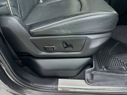 Used 2017 RAM 3500 Laramie Longhorn image 24