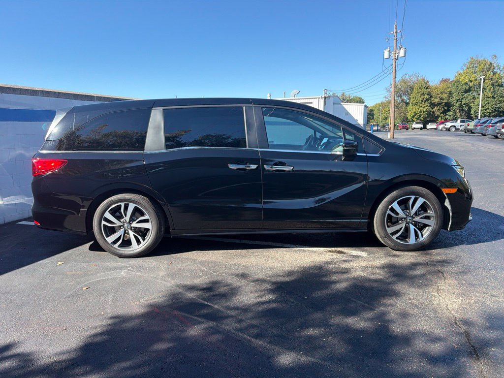 Certified 2024 Honda Odyssey Touring image 6