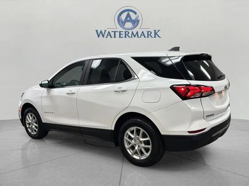 Used 2024 Chevrolet Equinox LT AWD/4WD image 3