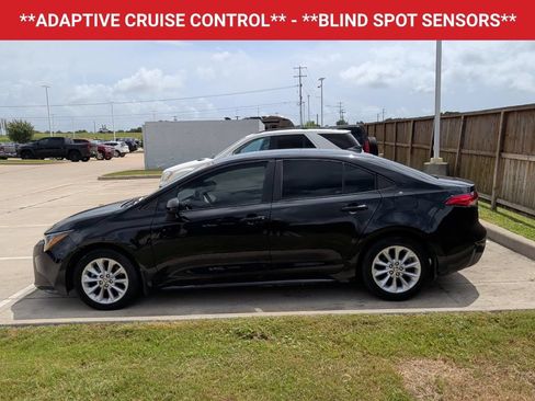 Used 2022 Toyota Corolla LE w/ LE Convenience Package FWD image 5