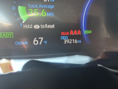 Used 2025 Toyota RAV4 XLE AWD/4WD image 25