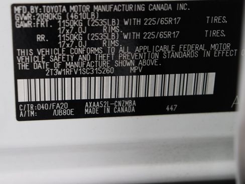 Used 2025 Toyota RAV4 XLE FWD image 40
