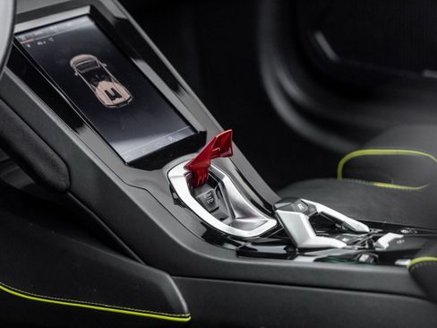 Used 2020 Lamborghini Huracan EVO image 30