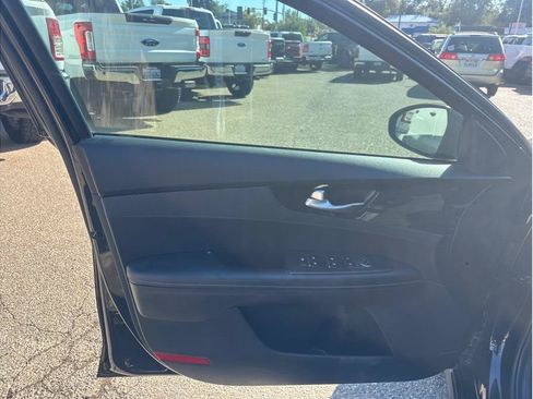 Used 2020 Kia Forte GT-Line w/ GT-Line Premium Package FWD image 15