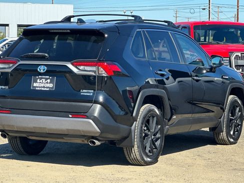 Used 2020 Toyota RAV4 Limited w/ All Weather Liner Package AWD/4WD image 4
