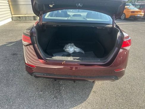 Used 2025 Nissan Sentra SV FWD image 28