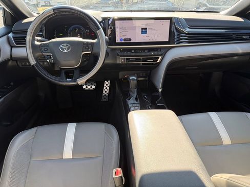 Used 2025 Toyota Camry SE w/ Multimedia Upgrade Package FWD image 22