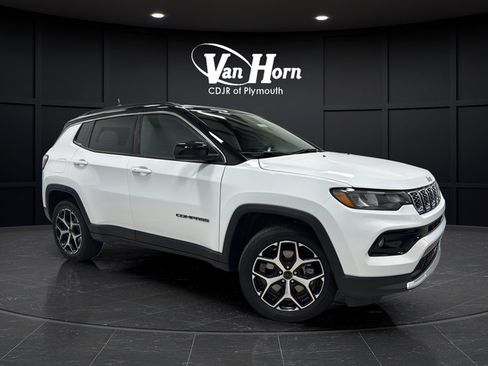 Used 2025 Jeep Compass Limited AWD/4WD image 1
