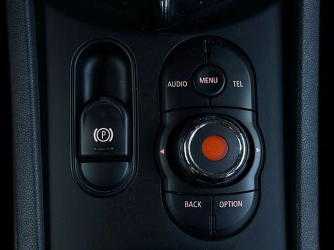 Used 2017 MINI Cooper Clubman S image 49