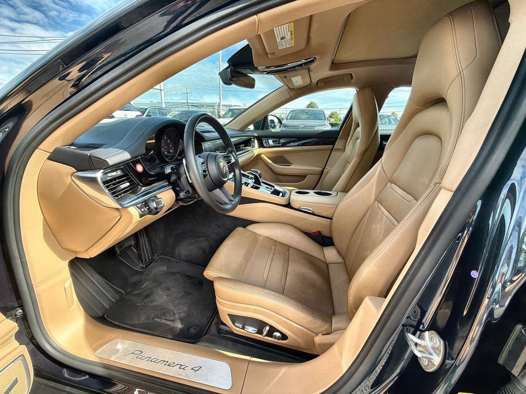 Used 2021 Porsche Panamera RWD image 10