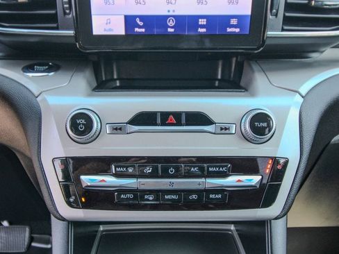 Used 2023 Ford Explorer XLT w/ Equipment Group 202A image 27