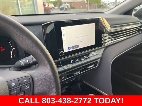 Used 2026 Toyota Camry LE FWD image 22