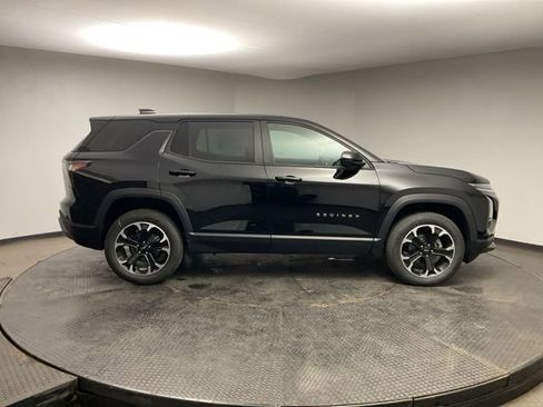 New 2026 Chevrolet Equinox LT w/ Safety and Technology Package AWD/4WD image 8