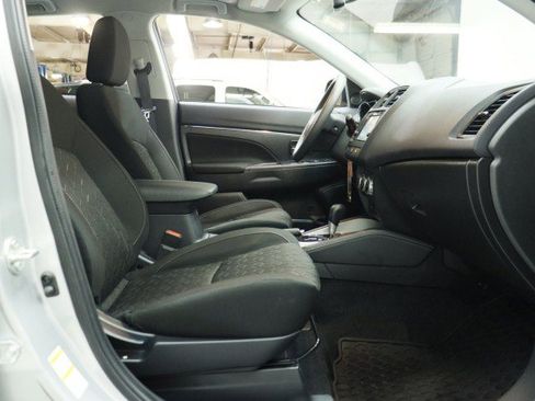 Used 2024 Mitsubishi Outlander Sport ES AWD/4WD image 22