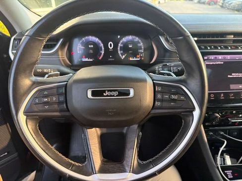 Used 2021 Jeep Grand Cherokee L Limited w/ Luxury Tech Group II AWD/4WD image 6