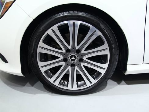 Certified 2019 Mercedes-Benz CLA 250 4MATIC image 17