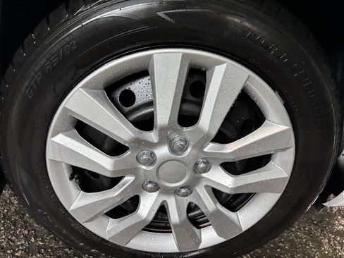 Used 2010 Toyota Corolla LE image 19