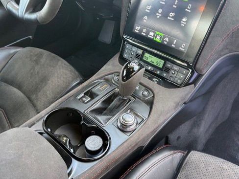 Used 2018 Maserati GranTurismo Sport RWD image 19
