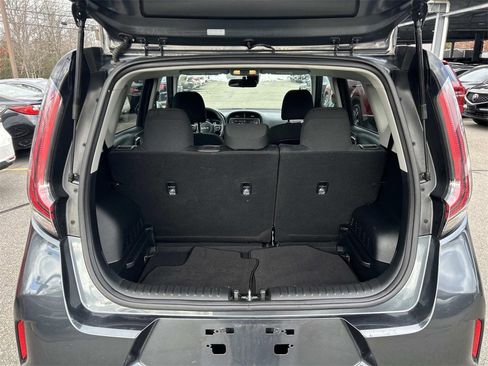 Used 2024 Kia Soul LX w/ Option Group 015 image 13