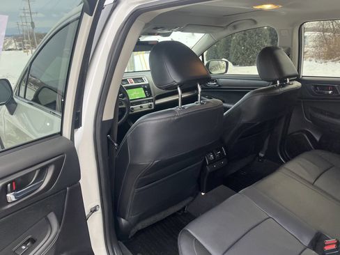 Used 2017 Subaru Outback 2.5i Limited image 26