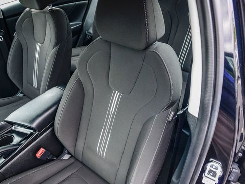 Used 2023 Hyundai Elantra SEL w/ Cargo Package image 27