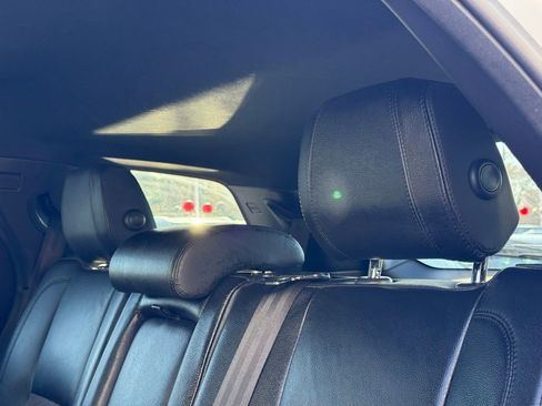 Used 2017 Land Rover Discovery Sport SE image 25