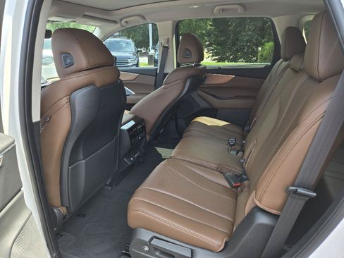 Used 2024 Acura MDX FWD w/ Technology Package image 12