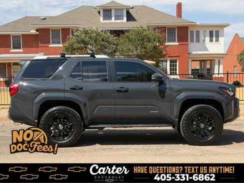 Used 2025 Toyota 4Runner Limited w/ Tow Technology Package AWD/4WD image 3