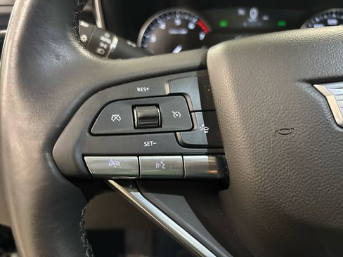 Used 2024 Cadillac XT6 Luxury image 21